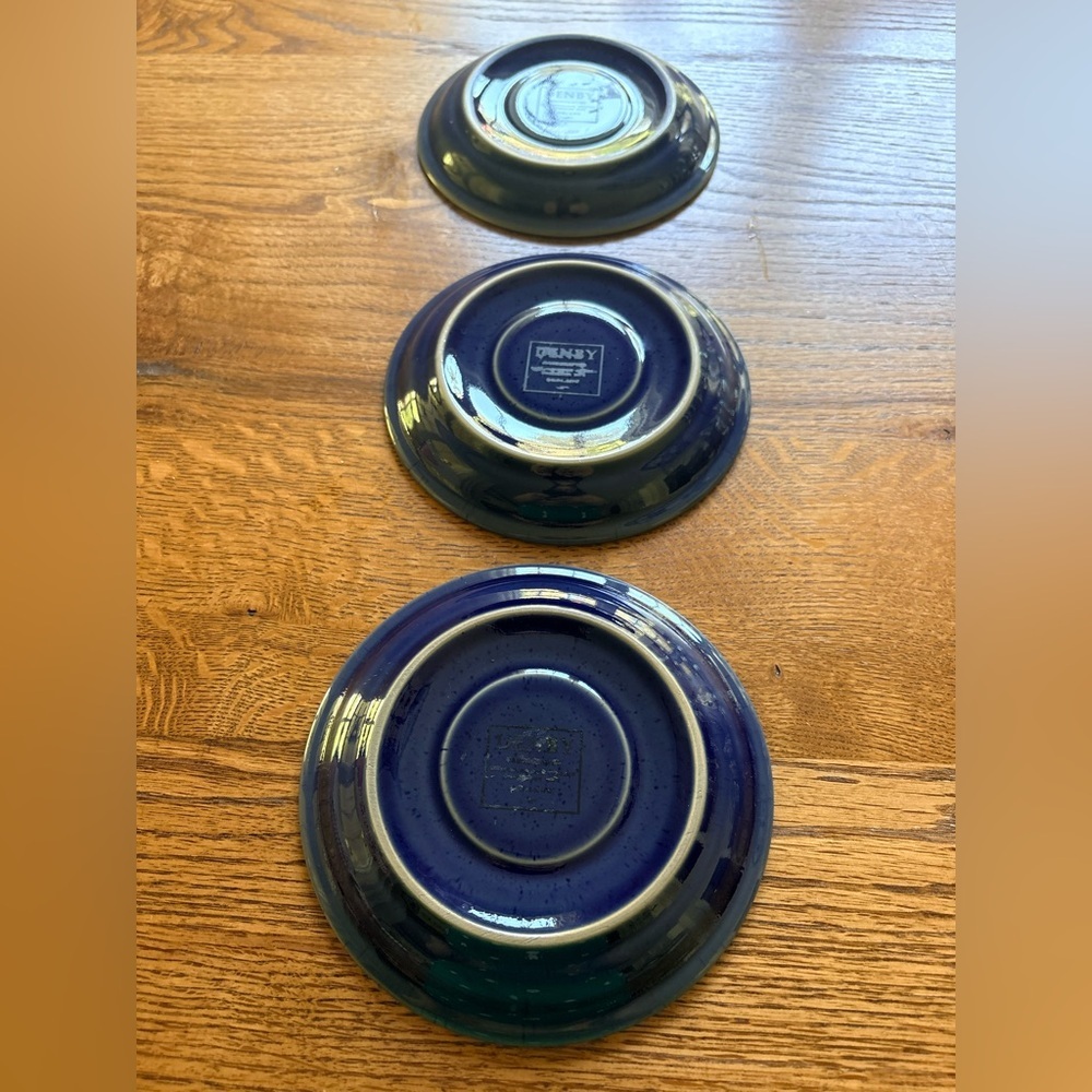 Vintage Denby Metz handcrafted saucers- set of 3- made in England- green & blue - Picture 8 of 10